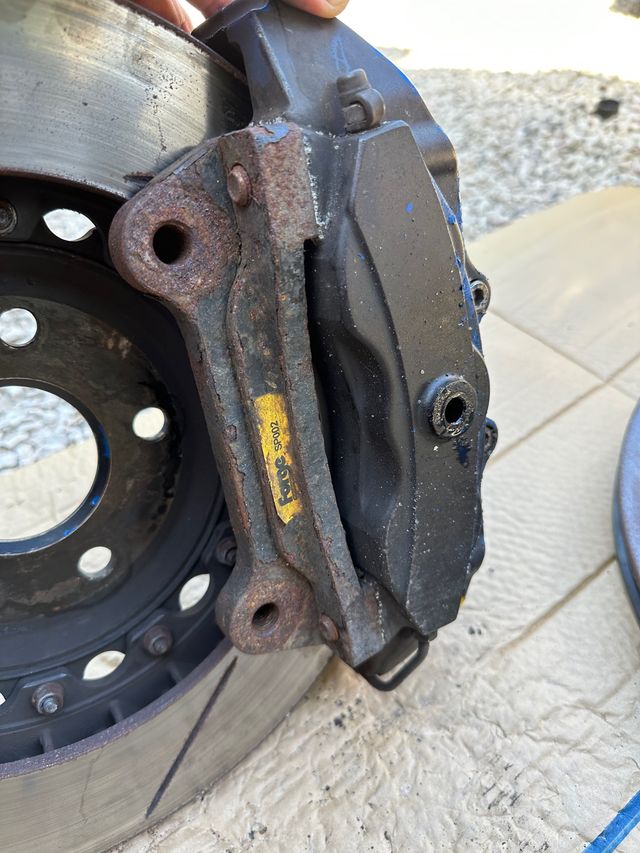 Frenada Forge 6 pistones