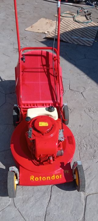 Cortacesped de gasolina