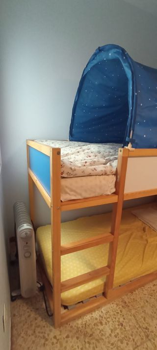 Cama infantil Kura IKEA