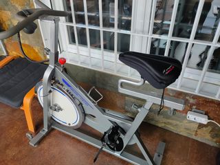 Bicicleta estática VaS 730