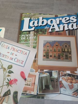 LOTE de revistas de punto de Cruz