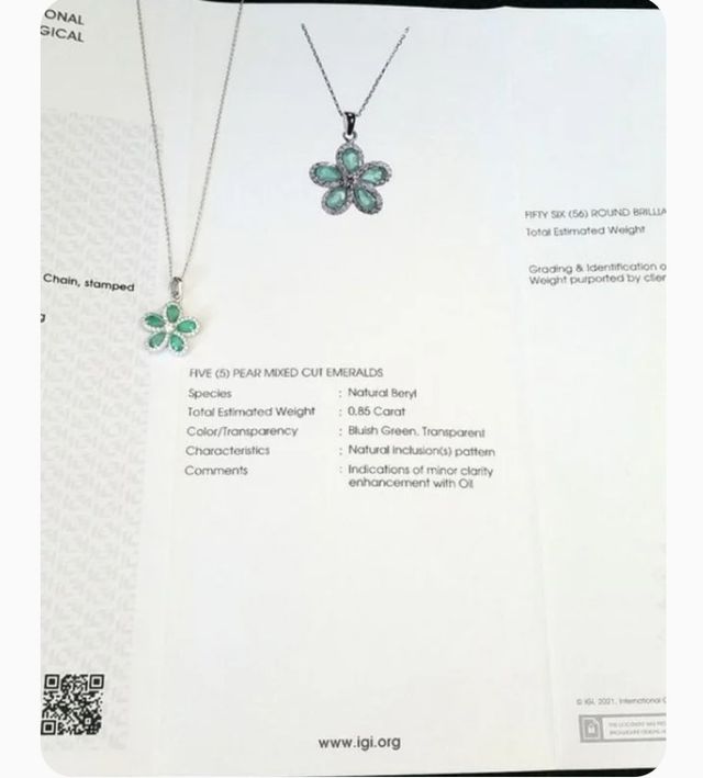 Colgante de diamantes y esmeraldas con certificado