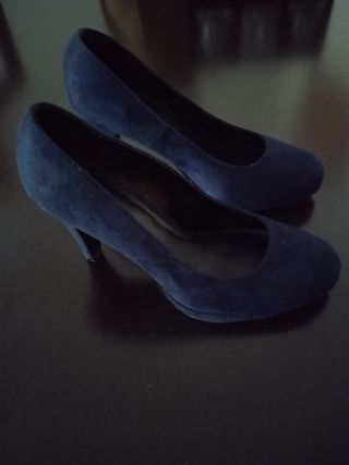 Zapato de tacón de mujer