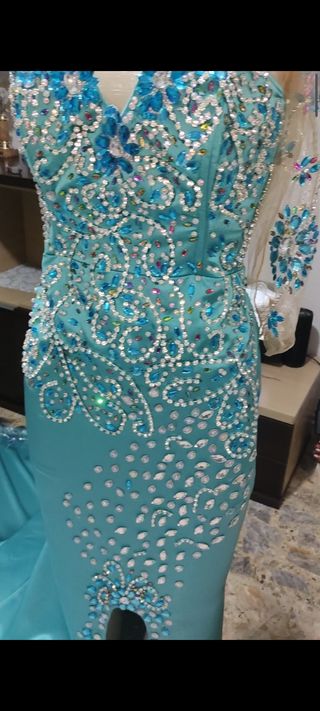 Vestidos de fiesta y gala gitanas bodas