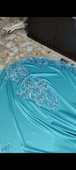 Vestidos de fiesta y gala gitanas bodas