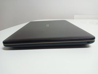 Portátil Asus F540Y