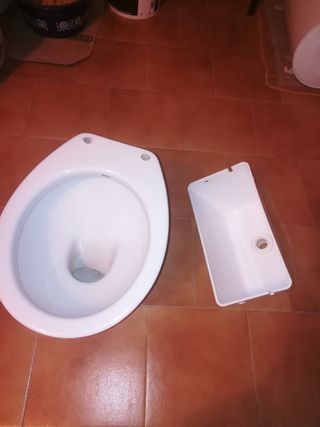INODORO Y CISTERNA