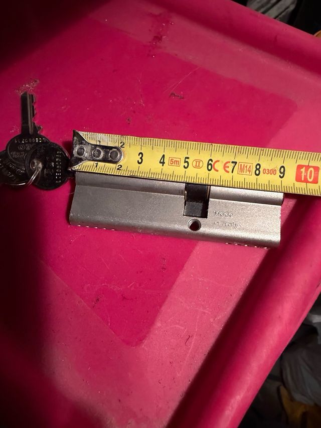 2 bombines  tesa y iseo nuevo 6 cm y 9 cm total