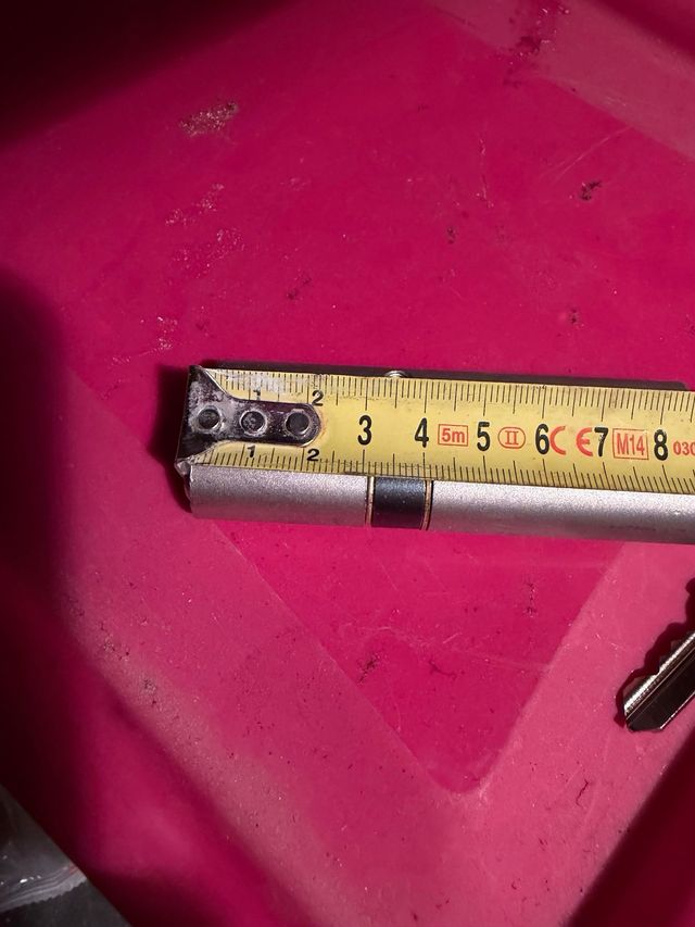 2 bombines  tesa y iseo nuevo 6 cm y 9 cm total