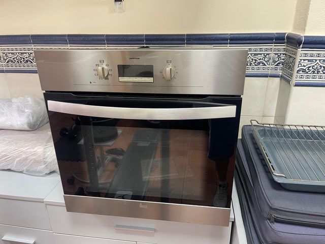 HORNO TEKA PIROLITICO AVERIADO.