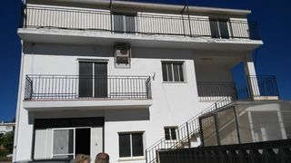 se vende estupendo chalet
