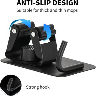 Soportes adhesivos de pared para escobas.