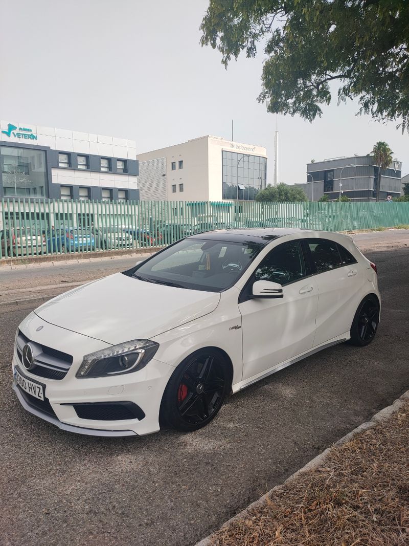 Mercedes-Benz Clase A 45 AMG - foto 1