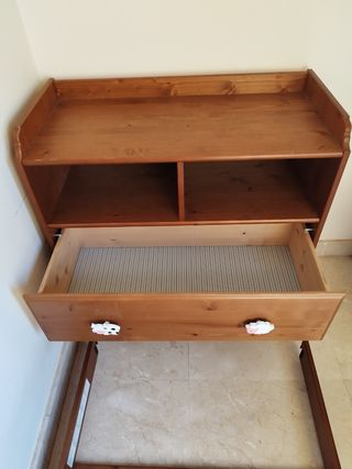 Cambiador bebe ( cómoda)