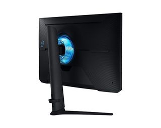 Monitor Samsung Odyssey G7 LS28AG700NUXEN da 28 pollici valutato 930,99€ su Amazon. Compatibile con PS5 e Xbox Series X.