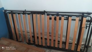 Cama articulada de hospital