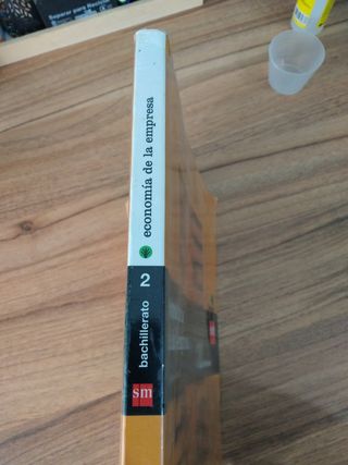 Libro 2ºBachillerato Economía SM Savia
