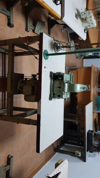 maquina de coser botones