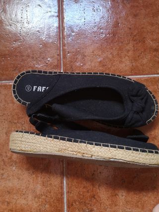 Zapatillas esparto nuevas