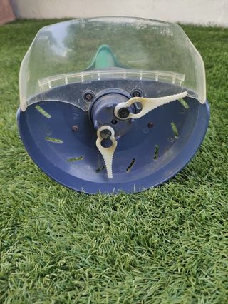 Cortadora de mano para césped. Cortadora manual