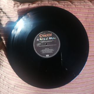 QUEEN, A Kinnd of Magic.