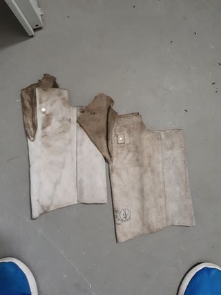 Mascara de soldar DC 2 + Mangas soldador.