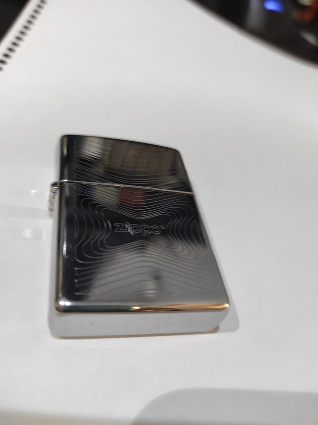 Encendedor Zippo nuevo