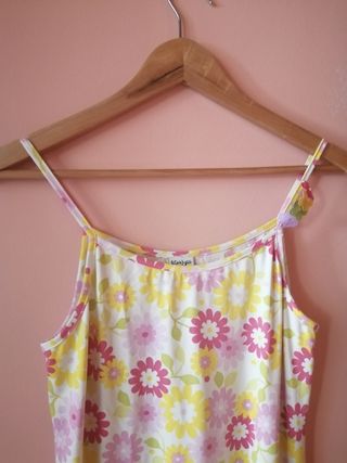 Vestido de tirantes.Talla S. Marca El Corte Inglés