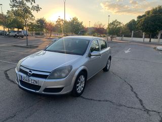 Opel Astra 2004