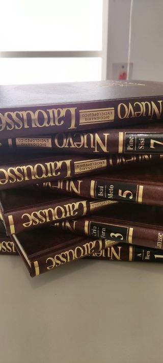 Enciclopedia LAROUSSE