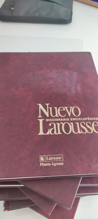 Enciclopedia LAROUSSE