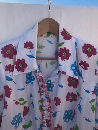 Traje de Flamenca de Flores Blanco y Rosa