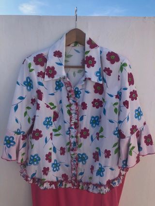 Traje de Flamenca de Flores Blanco y Rosa