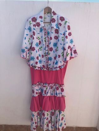 Traje de Flamenca de Flores Blanco y Rosa