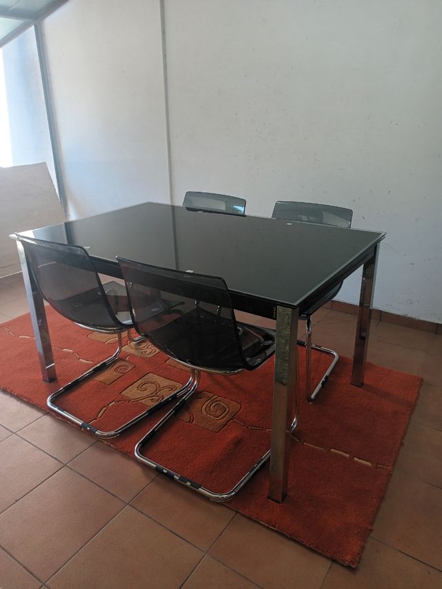 CONJUNTO DE SILLA DE DISEÑO, COMEDOR/OFICINA/SALON