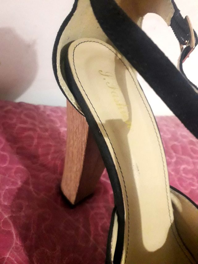 Zapatos de tacón altos