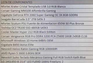 PC sobre mesa + Volante Logitech G29