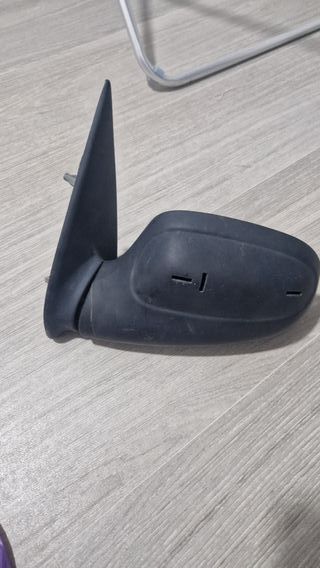 Retrovisor izquierdo Saxo Vts