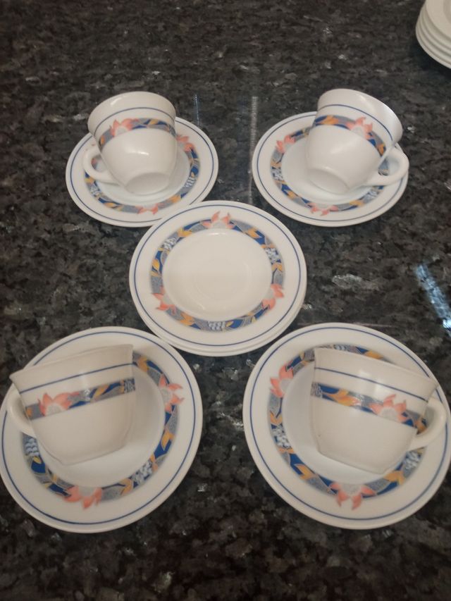 Tazas y platos Harmonía de segunda mano por EUR en Barcelona en