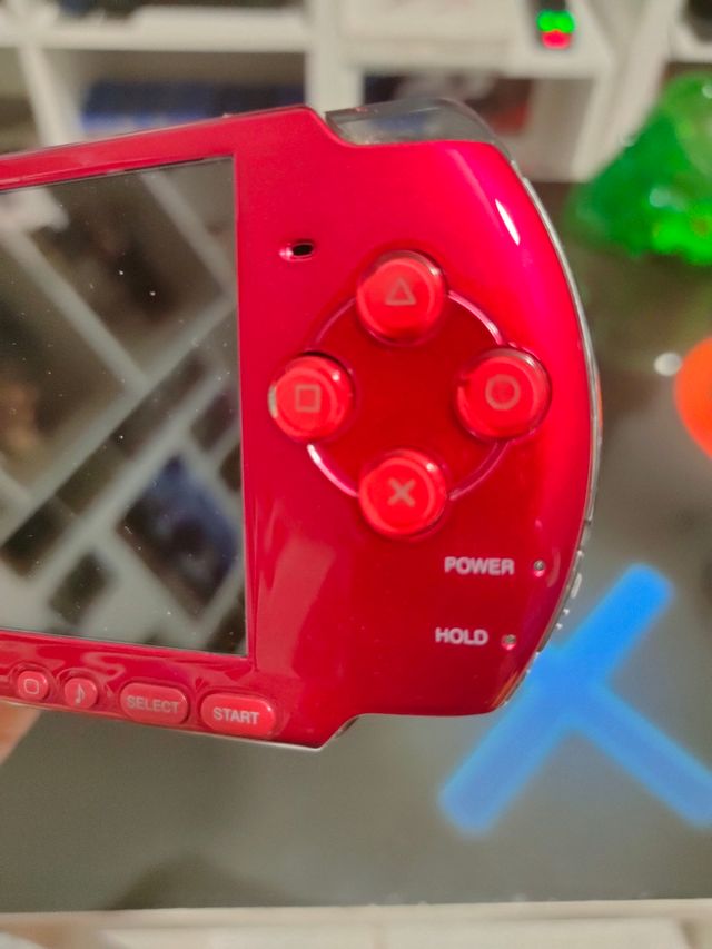 PSP rojo rubí