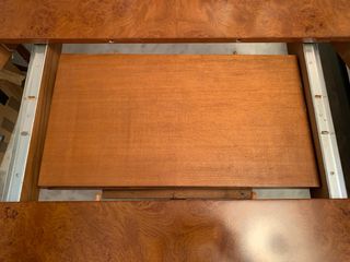 Mesa de madera redonda extensible