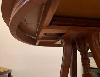 Mesa de madera redonda extensible