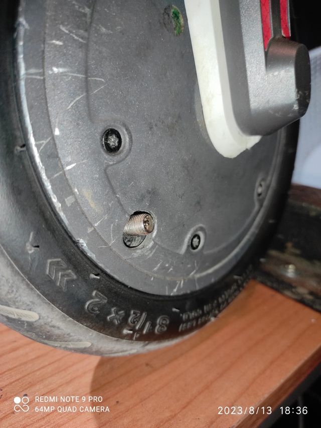 Alargador de válvulas patinete eléctrico