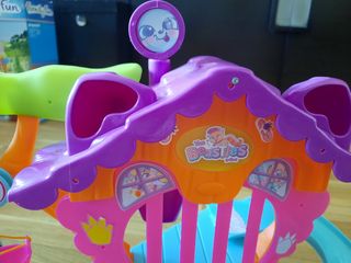 Bellie y la casa del árbol Beastles