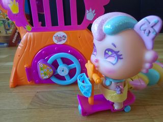 Bellie y la casa del árbol Beastles