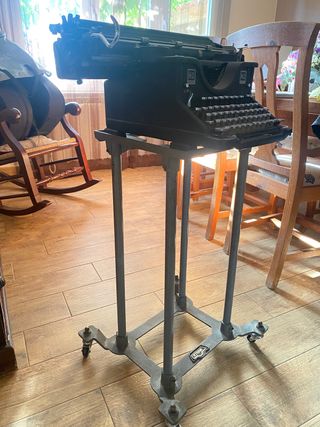 Maquina escribir Hispano-Olivetti M40 carro ancho