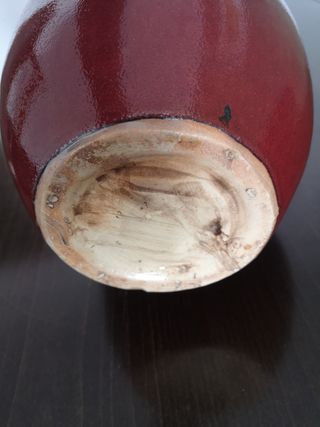 Jarrón o tibor rojo esmalte sangre de toro Becara