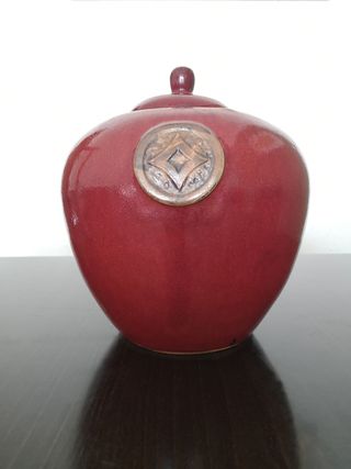 Jarrón o tibor rojo esmalte sangre de toro Becara