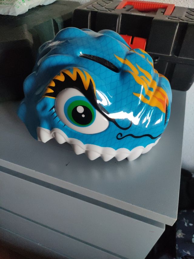 Casco dinosaurio 