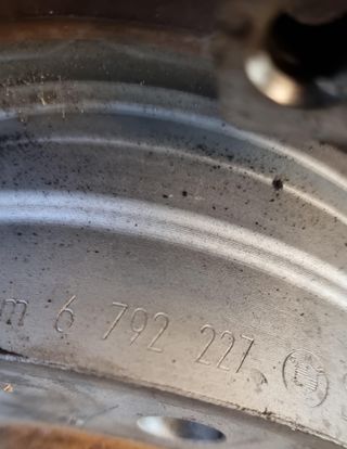 BUJE, MANGUETA, FRENO TRASERA DERECHA BMW F30 2014